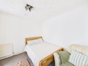 Photo 19- click for photo gallery